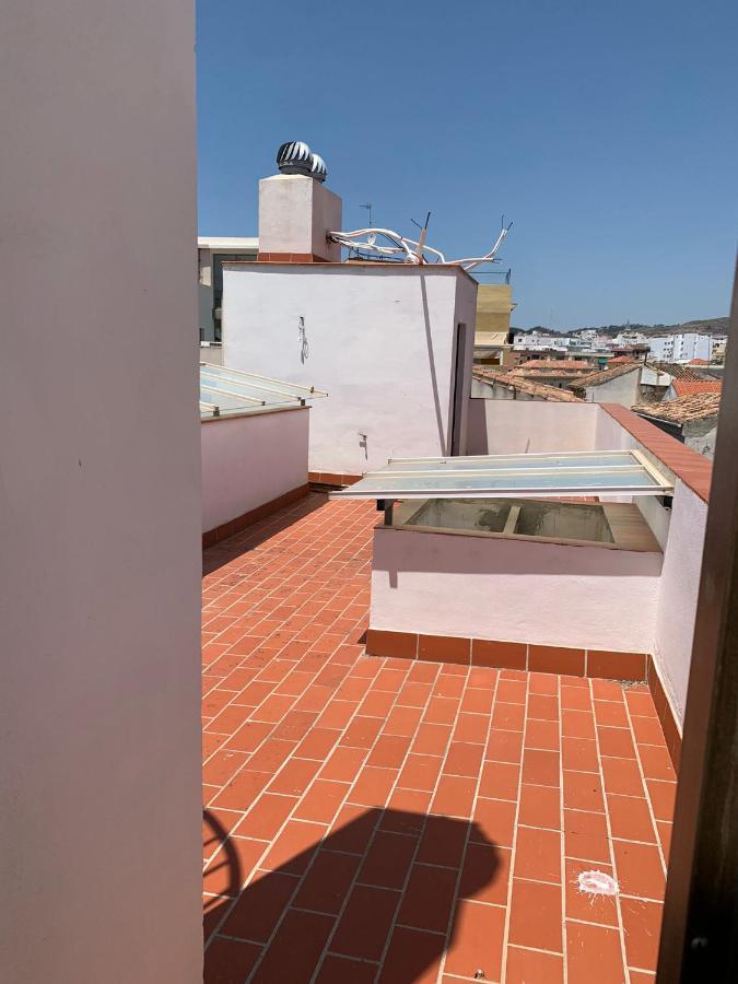 Apartamentos C/Carreteria Malaga Luaran gambar